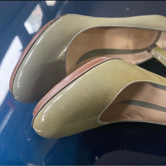 Fendi greenish patent leather shoes - Picture 8 of 8